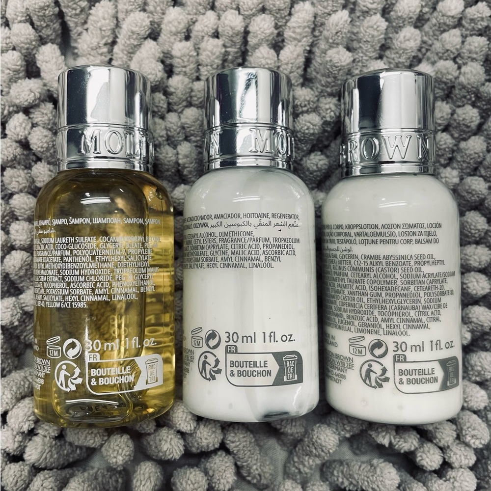 Molton Brown Travel Set - Picture 2 of 4
